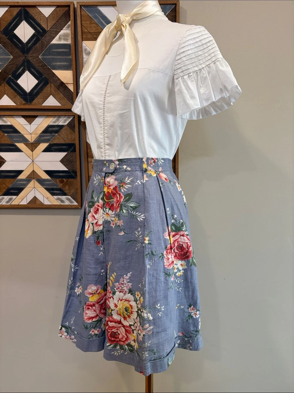 Vintage Lauren Ralph Lauren Floral Linen High-Waist Bermuda Shorts Medium Large